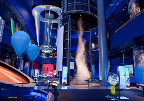 The Museum of Science and Industry Chicago: A Playground for Curious Minds of All Ages!